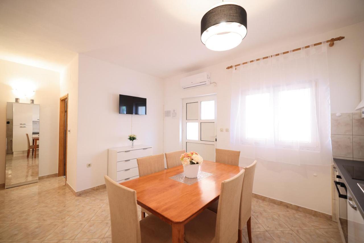 Apartments Kiara Bibinje Extérieur photo